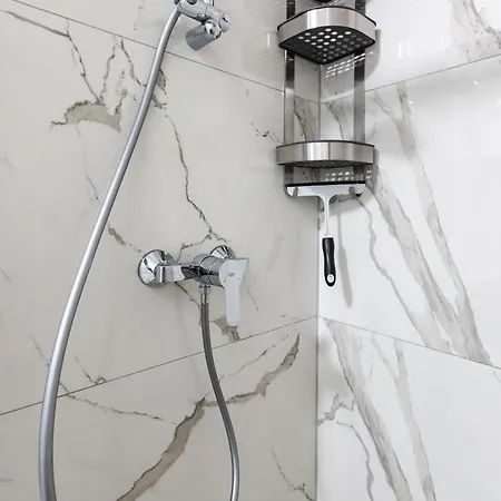 Ro-ma Center * دوبروفينك