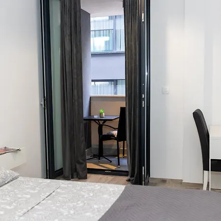 Ro-ma Center Apartman