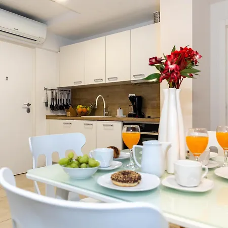 Ro-ma Center شقة *