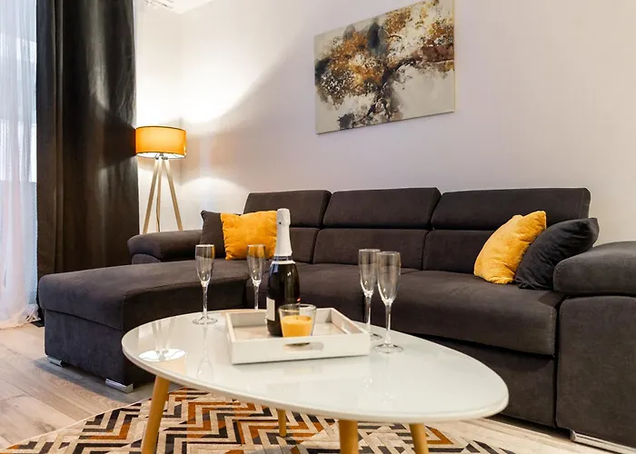 Lägenhet Ro-ma Center