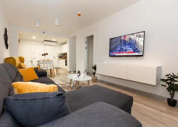 Ro-ma Center Lägenhet *